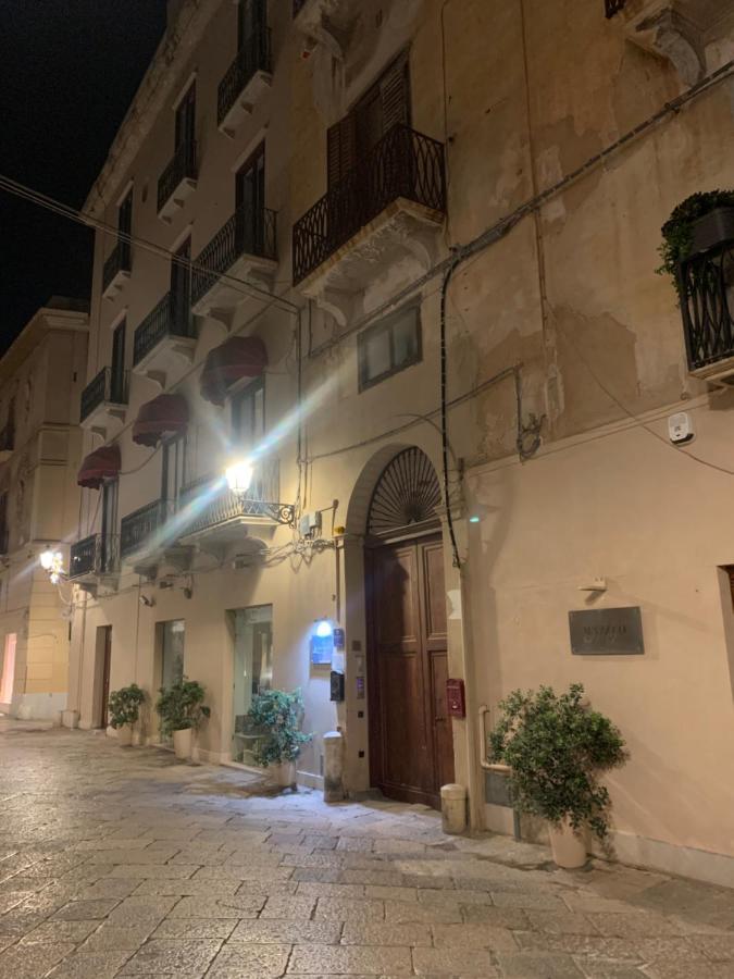 Albachiara Suite Rooms - City Center Trapani Esterno foto
