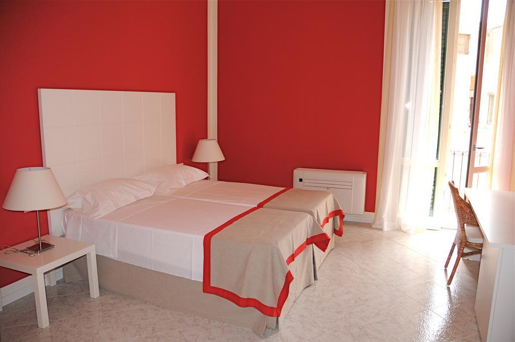 Albachiara Suite Rooms - City Center Trapani Camera foto